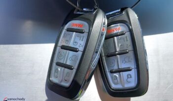 Chrysler Pacifica full