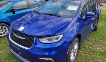 Chrysler Pacifica full