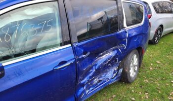 Chrysler Pacifica full