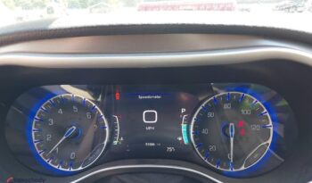 Chrysler Pacifica full