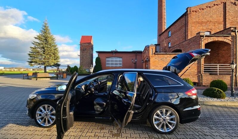 Ford Mondeo full