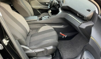 Peugeot 3008 full
