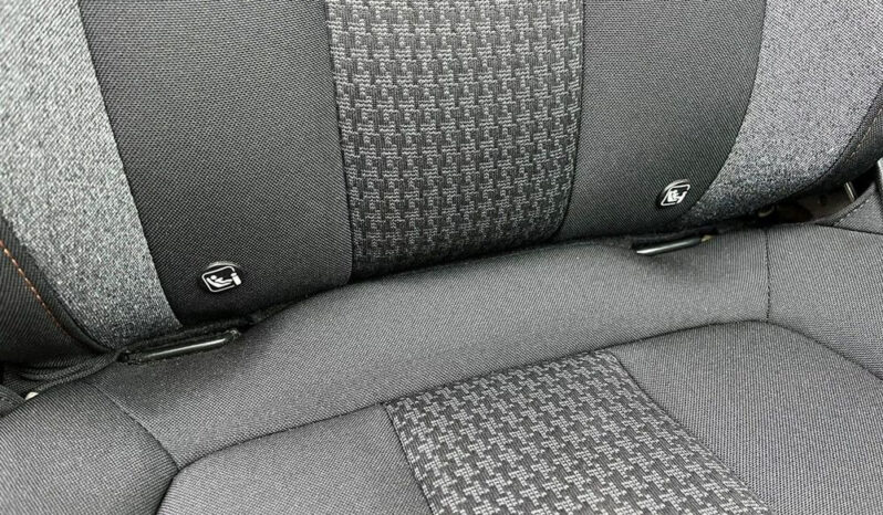 Peugeot 3008 full