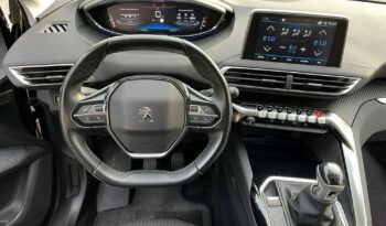 Peugeot 3008 full