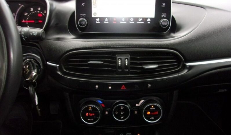 Fiat Tipo 1.4 T-Jet 16v Lounge full